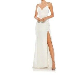 Mac Duggal Sweetheart Evening Gown w/Rhinestone Accents - White - size 6